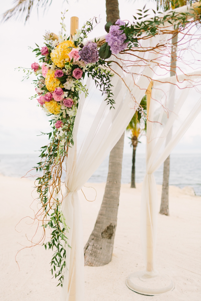 A Romantic Lavender and Yellow Wedding via TheELD.com