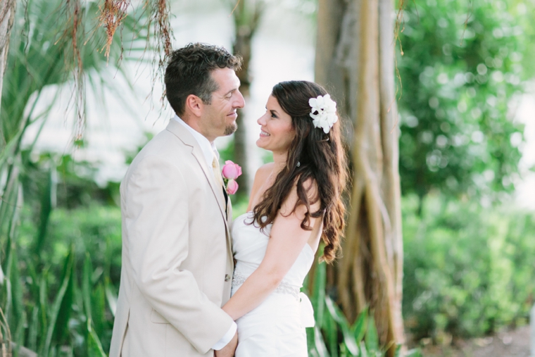 A Romantic Lavender and Yellow Wedding via TheELD.com