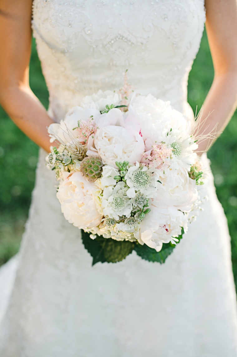 A Rustic Chic Pennsylvania Barn Wedding via TheELD.com