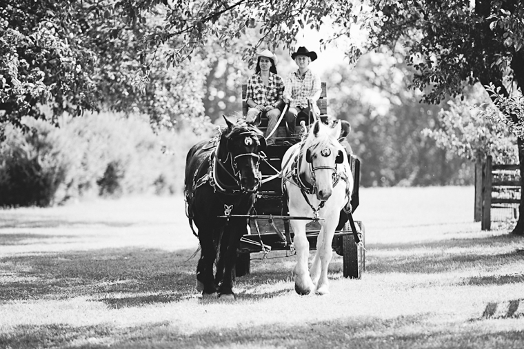 A Rustic Chic Pennsylvania Barn Wedding via TheELD.com