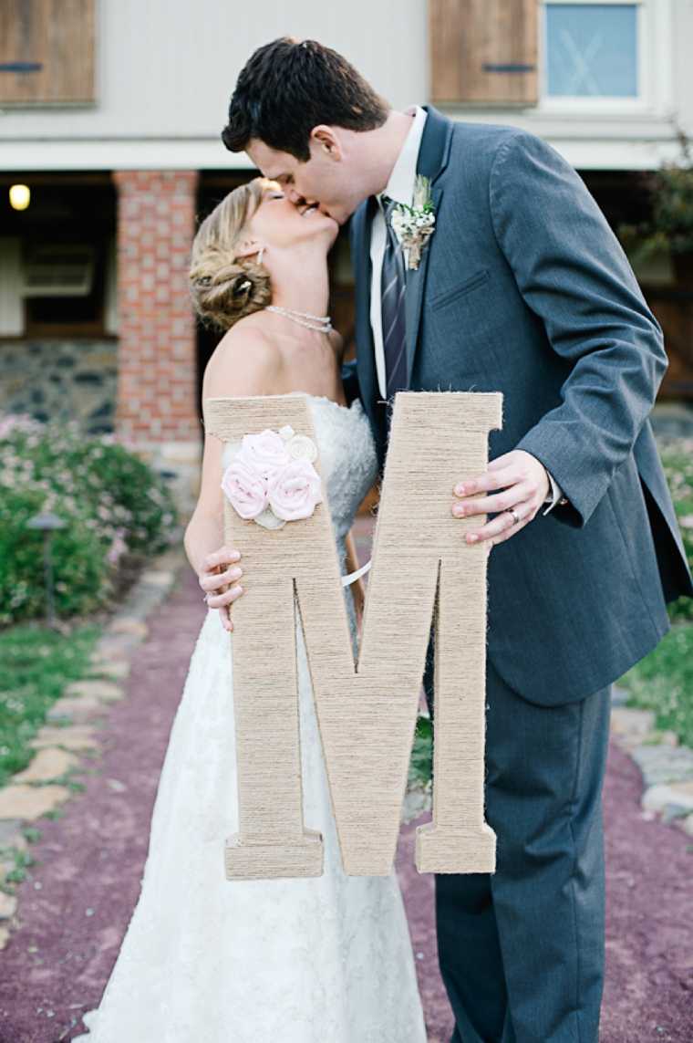 A Rustic Chic Pennsylvania Barn Wedding via TheELD.com