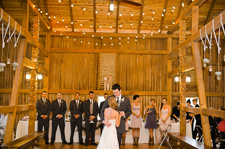 A Rustic Chic Pennsylvania Barn Wedding via TheELD.com