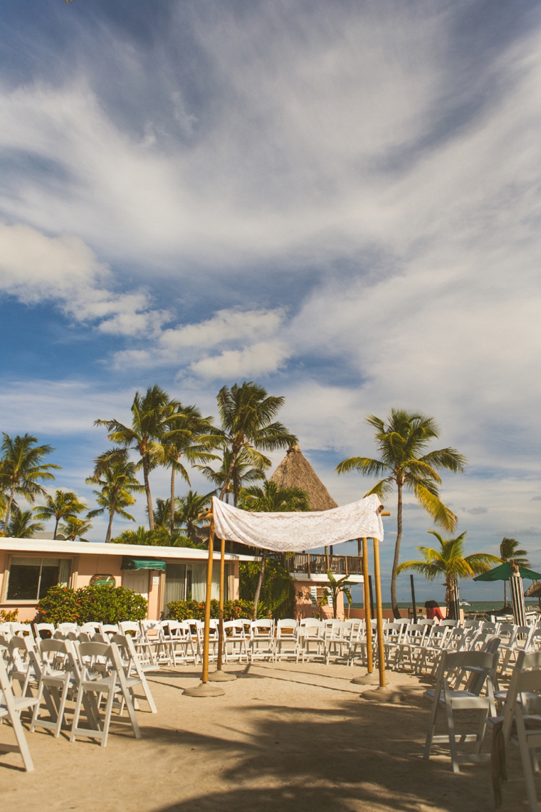 A Romantic Chic Islamorada Wedding via TheELD.com