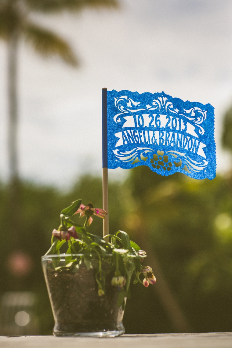 A Romantic Chic Islamorada Wedding via TheELD.com