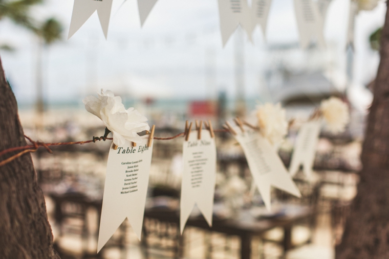 A Romantic Chic Islamorada Wedding via TheELD.com