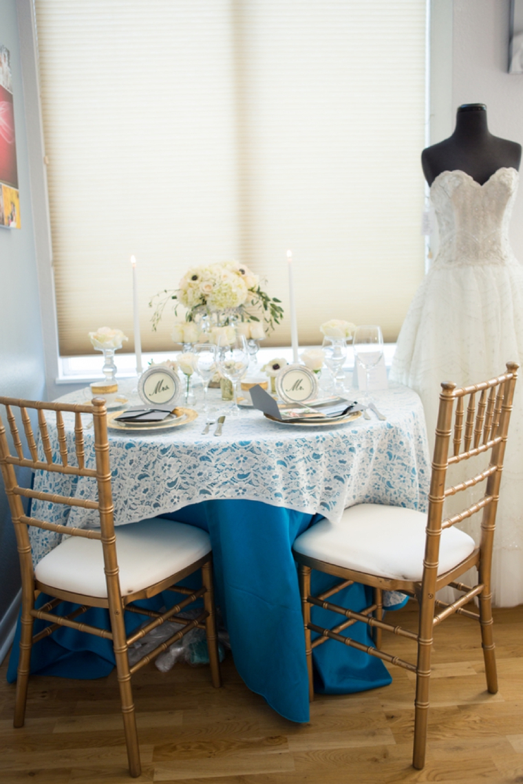 Dazzling Blue Wedding Ideas via TheELD.com