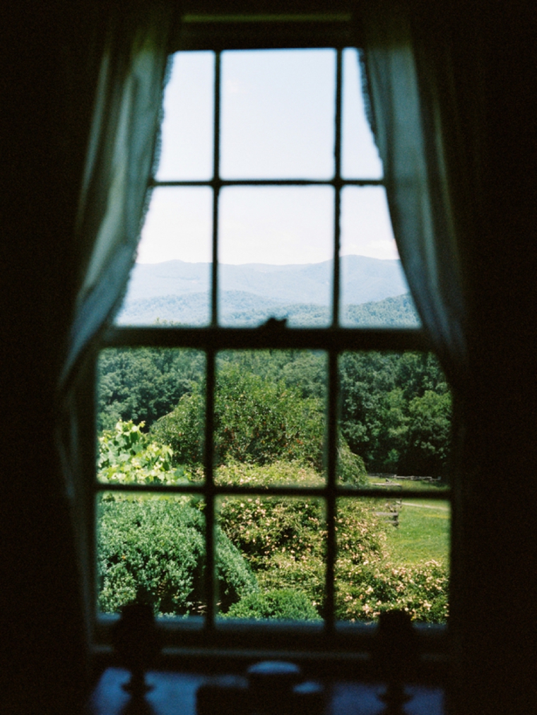 Eco Friendly North Carolina Farm Wedding via TheELD.com