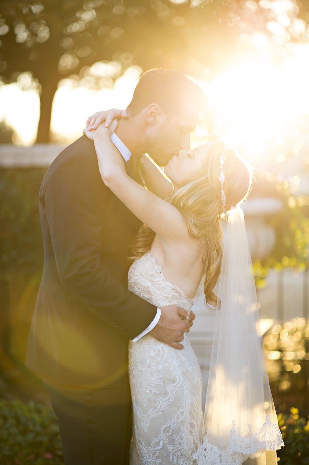 5 Things You Need To Know Before You Go Wedding Dress Shopping via TheELD.com