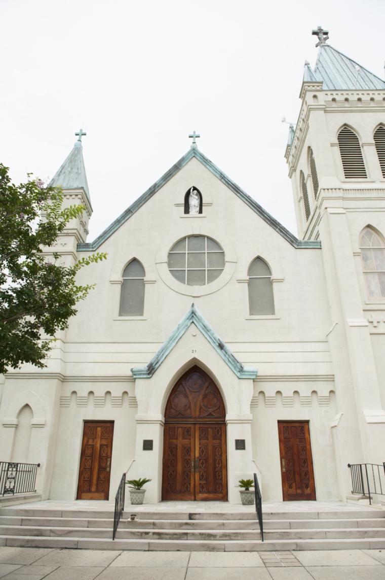 A Romantic Florida Navy and Pink Wedding via TheELD.com