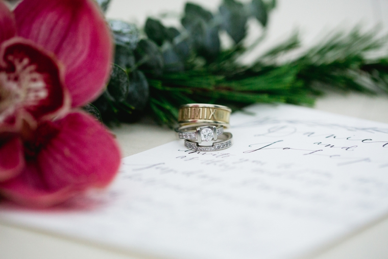 Rustic Chic Red and White Wedding Inspiration via TheELD.com