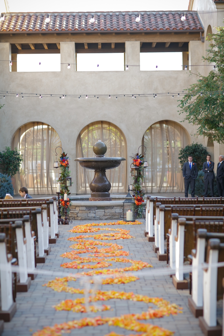 A Cobalt Blue Spanish Inspired Wedding via TheELD.com