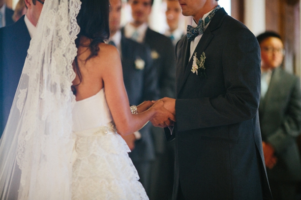 A Romantic Coral & White Florida Wedding via TheELD.com