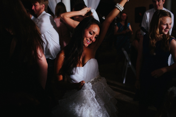 A Romantic Coral & White Florida Wedding via TheELD.com