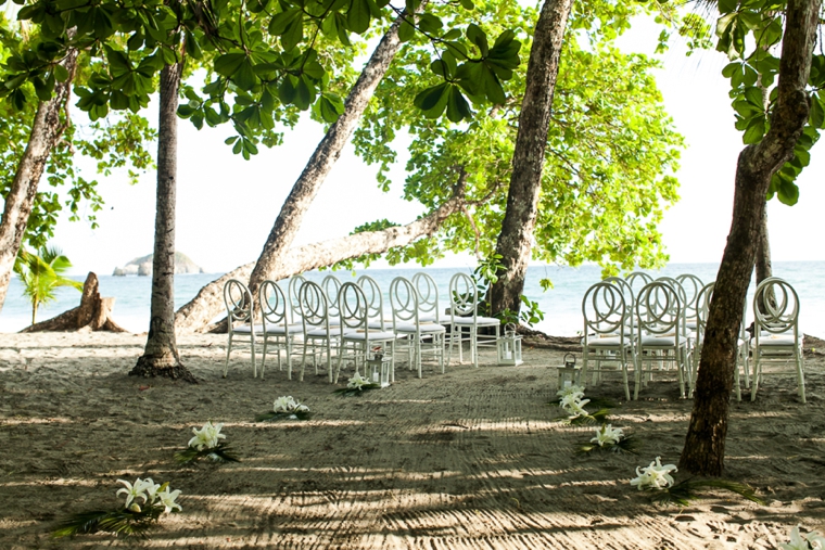 Costa Rica Citrus Inspired Wedding via TheELD.com