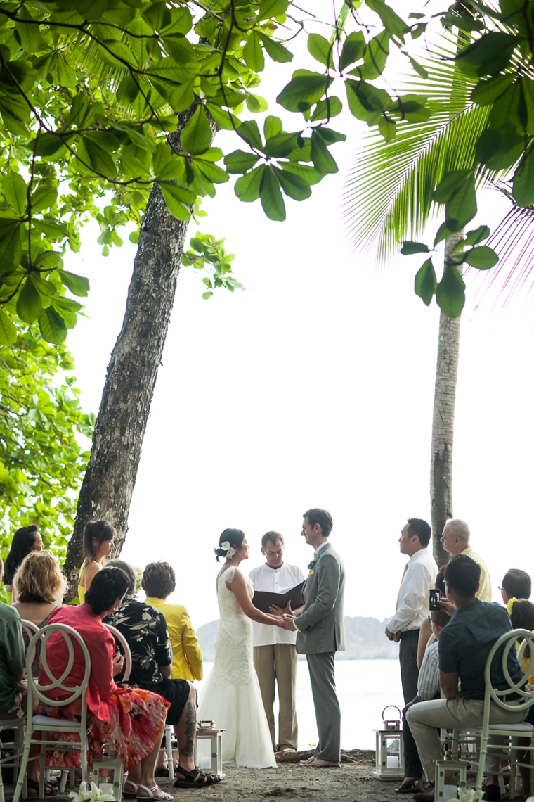 Costa Rica Citrus Inspired Wedding via TheELD.com