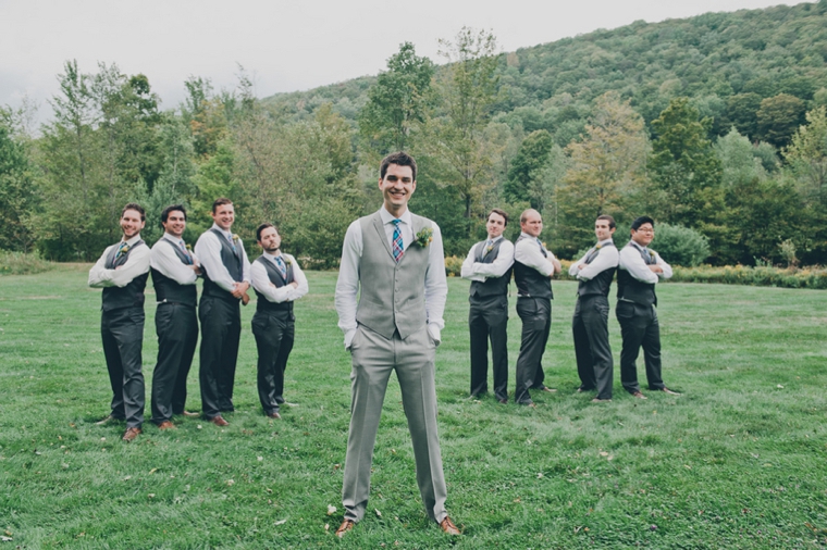 A Colorful Handmade New York Wedding via TheELD.com