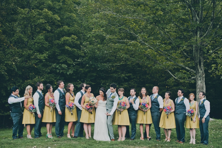 A Colorful Handmade New York Wedding via TheELD.com