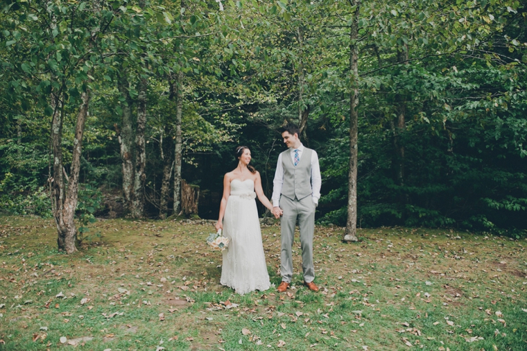 A Colorful Handmade New York Wedding via TheELD.com