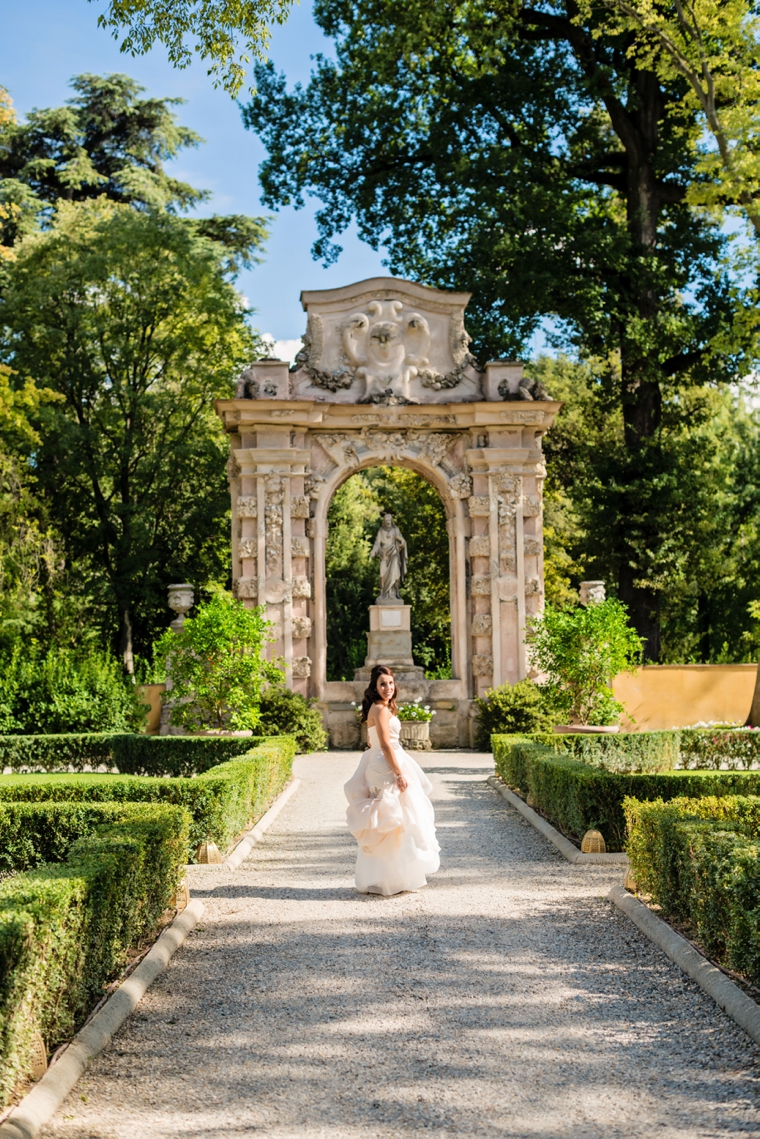 A Romantic & Modern Wedding In Italy via TheELD.com