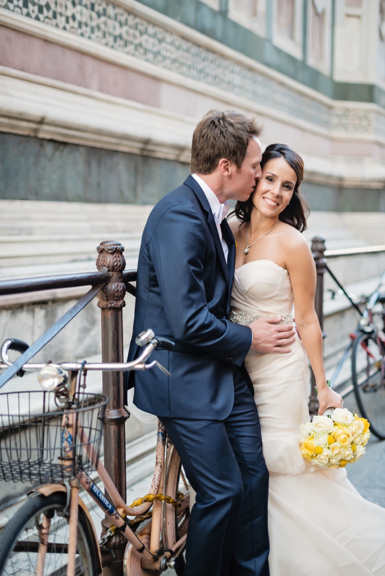 A Romantic & Modern Wedding In Italy via TheELD.com