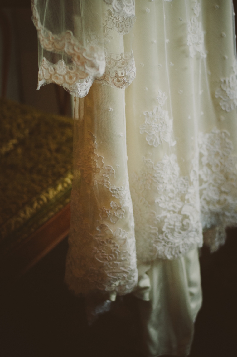 Vintage Eclectic California Wedding via TheELD.com