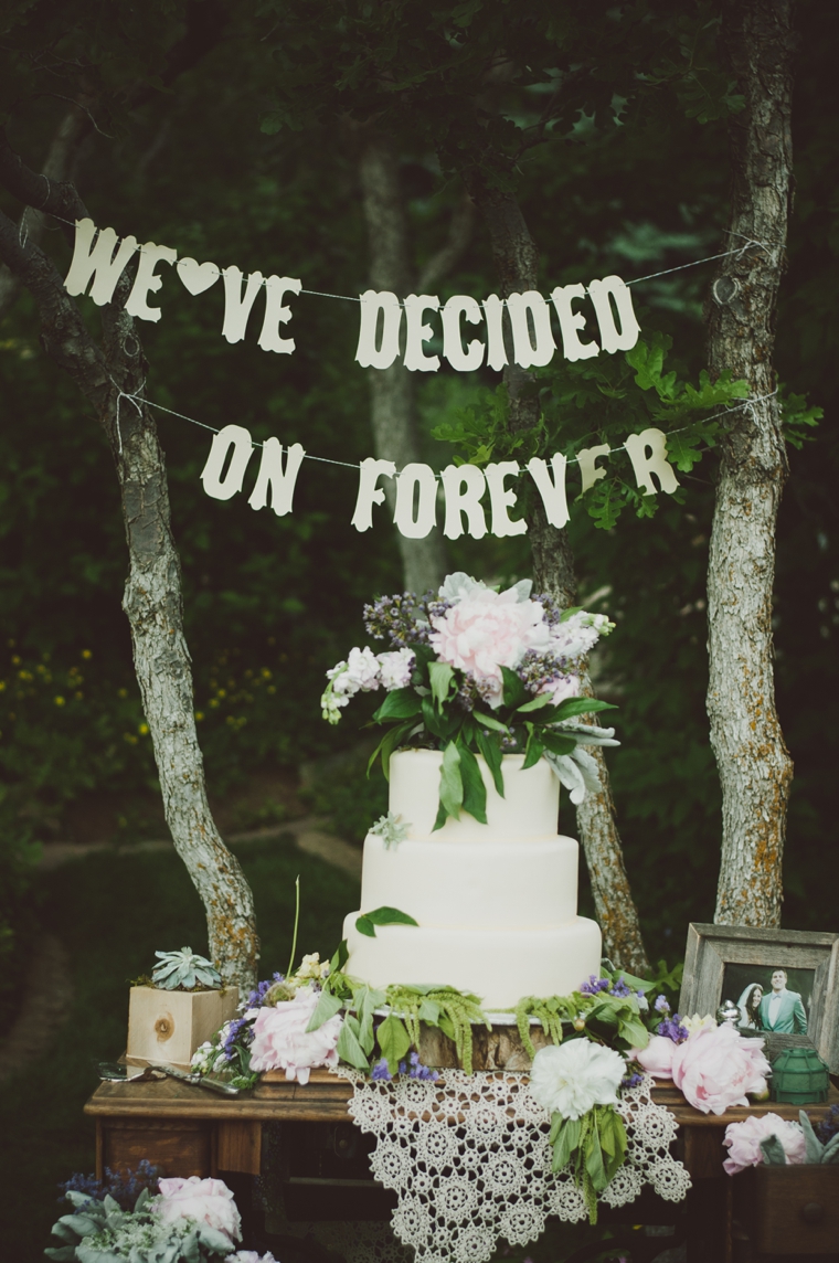 Vintage Eclectic California Wedding via TheELD.com