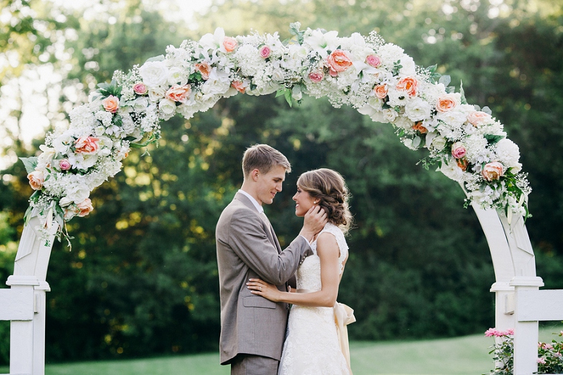 Charming Coral and Cashmere Tennessee Wedding via TheELD.com