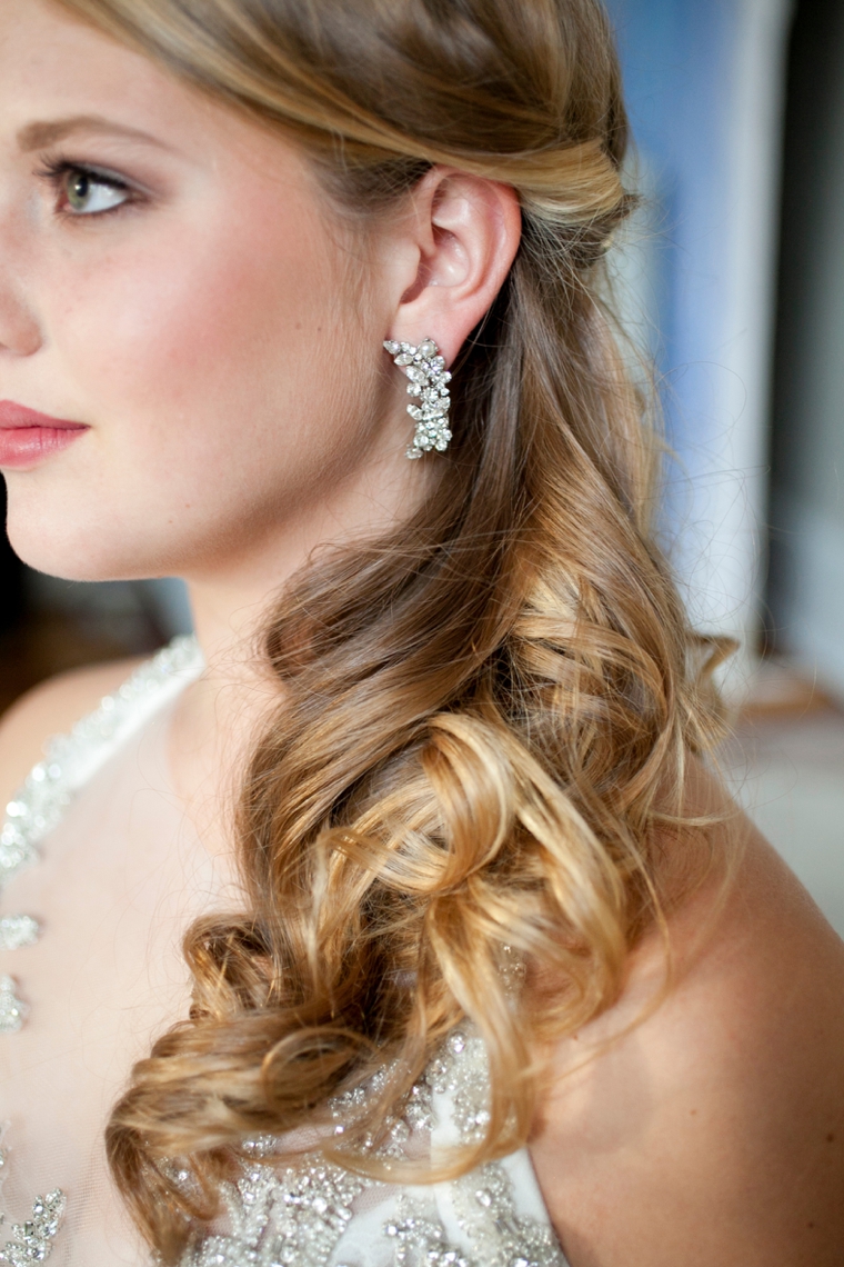 How To Choose Your Wedding Day Jewelry via TheELD.com