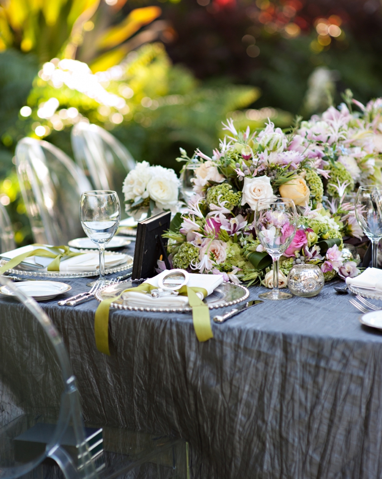 A Romantic Pink & Green Garden Wedding via TheELD.com