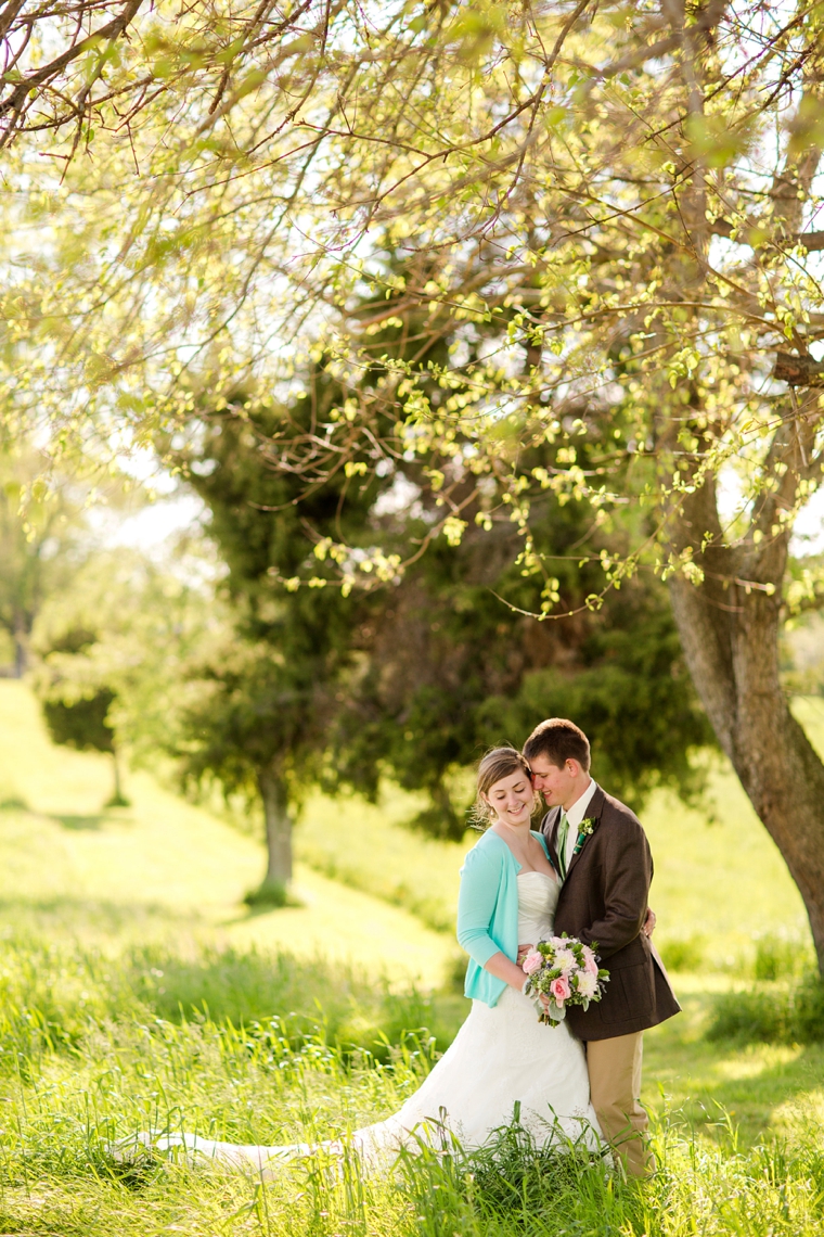 Rustic & Eclectic Backyard Maryland Wedding  via TheELD.com