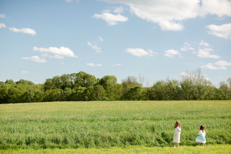 Rustic & Eclectic Backyard Maryland Wedding  via TheELD.com