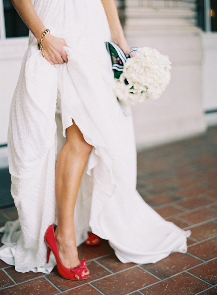 Colorful Kate Spade Inspired Wedding Ideas via TheELD.com
