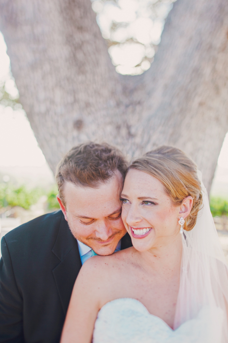 Mint & Orange California Vineyard Wedding via TheELD.com