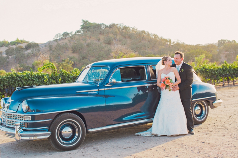 Mint & Orange California Vineyard Wedding via TheELD.com