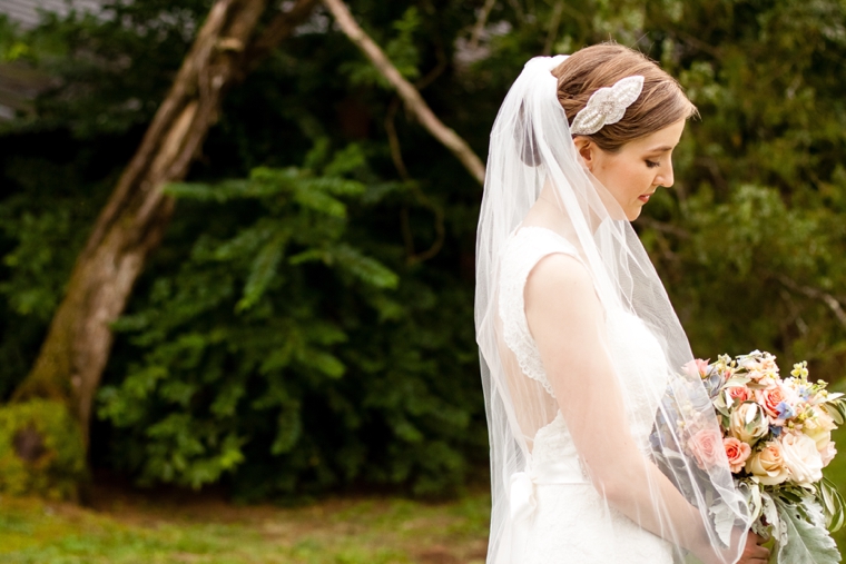 A Vintage Tennessee Pastel Wedding via TheELD.com