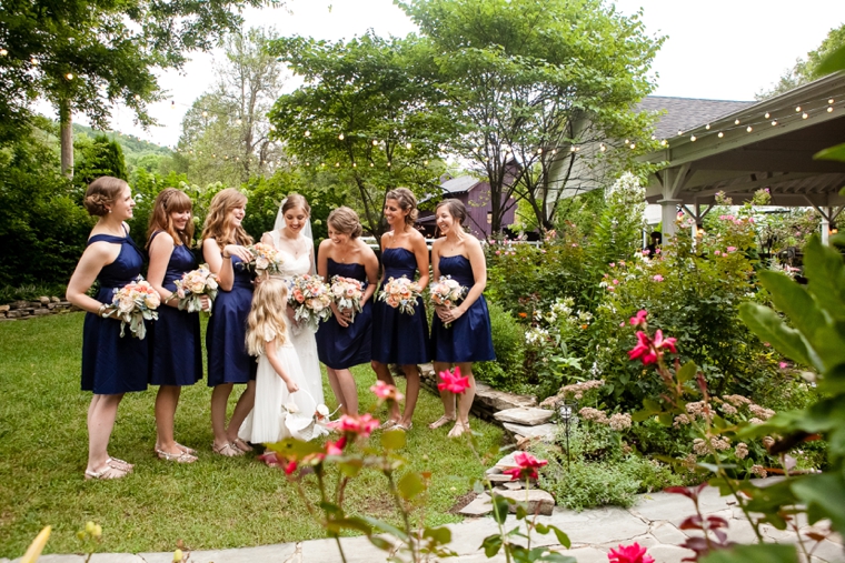 A Vintage Tennessee Pastel Wedding via TheELD.com