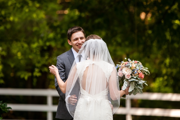 A Vintage Tennessee Pastel Wedding via TheELD.com