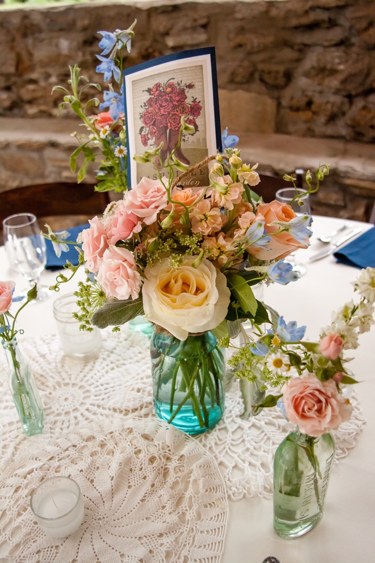 A Vintage Tennessee Pastel Wedding via TheELD.com