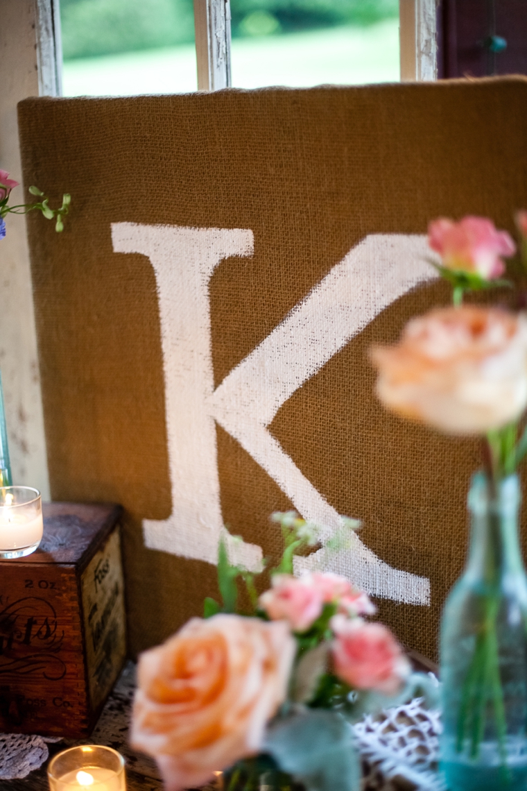 A Vintage Tennessee Pastel Wedding via TheELD.com