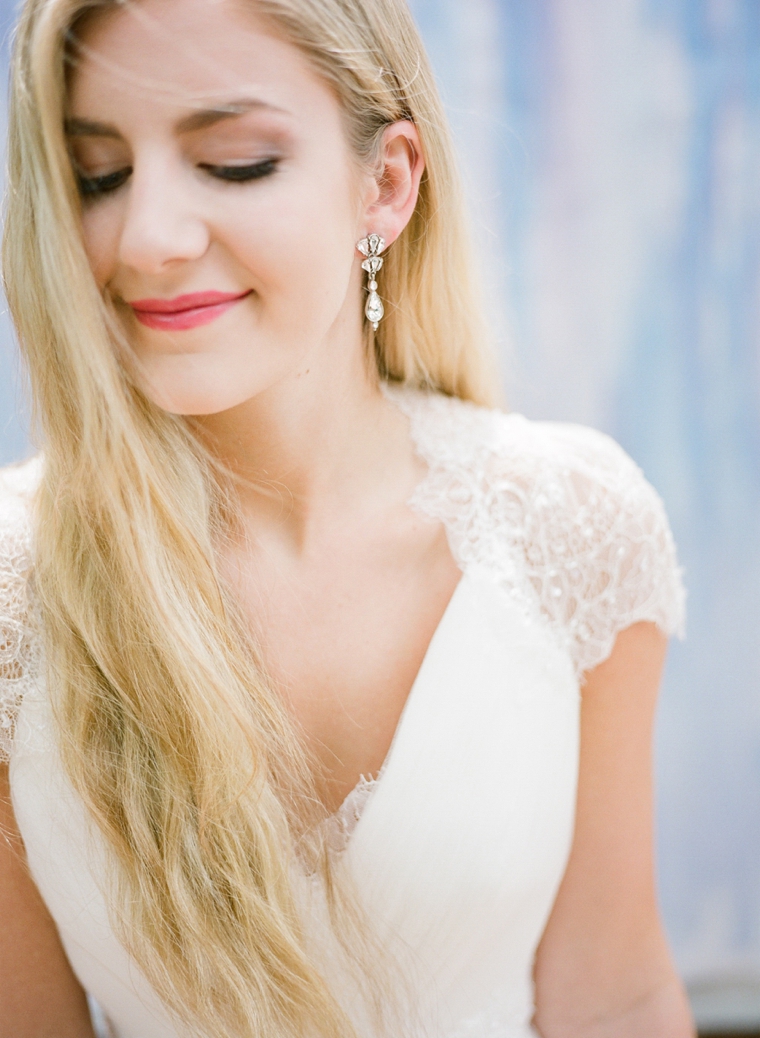 How To Choose Your Wedding Day Jewelry via TheELD.com