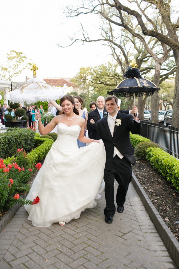 A Classic Light Blue New Orleans Wedding via TheELD.com