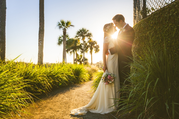 A Modern Ethereal Glitter & Blush Wedding via TheELD.com