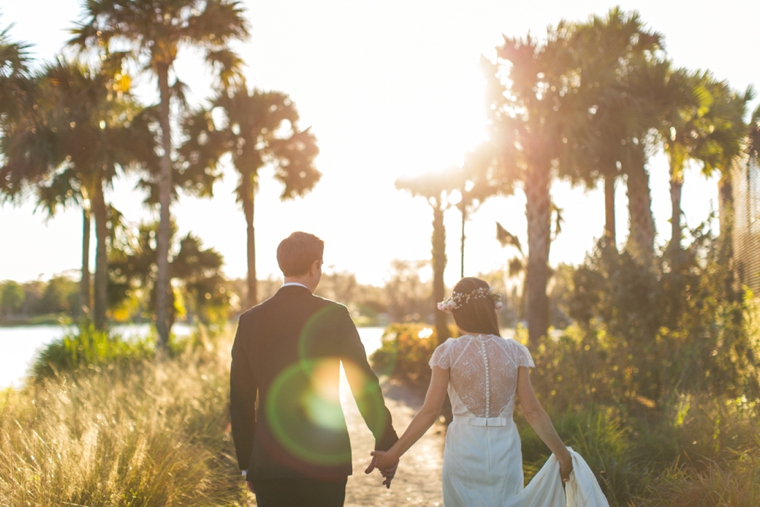 A Modern Ethereal Glitter & Blush Wedding via TheELD.com