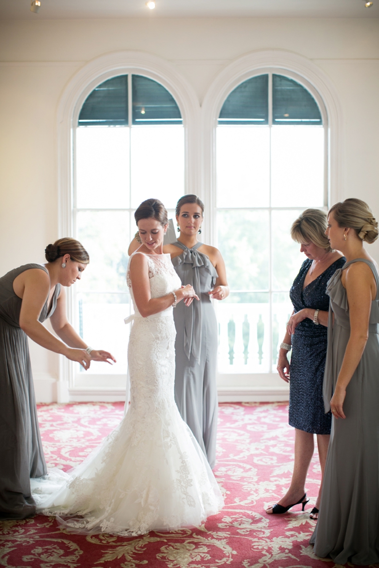 A North Carolina Southern Vintage Wedding via TheELD.com