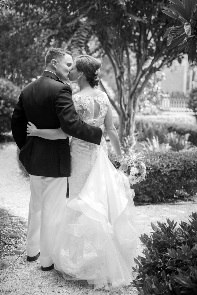 A North Carolina Southern Vintage Wedding via TheELD.com