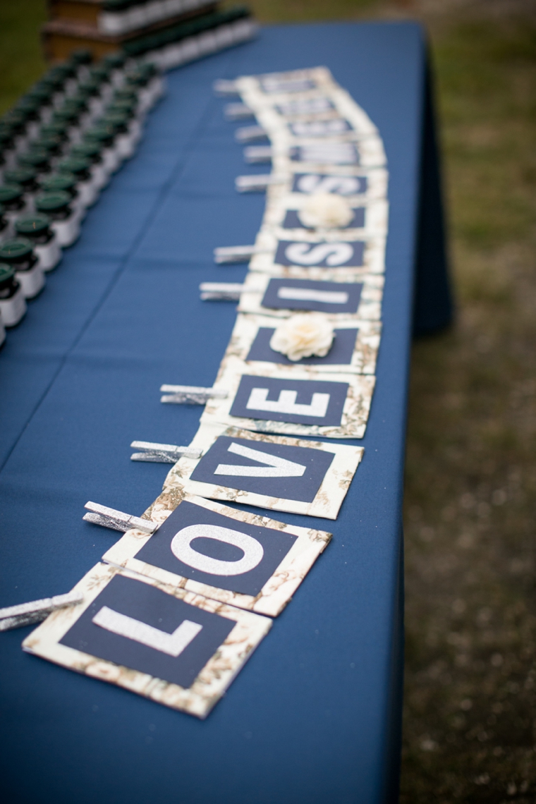 A North Carolina Southern Vintage Wedding via TheELD.com