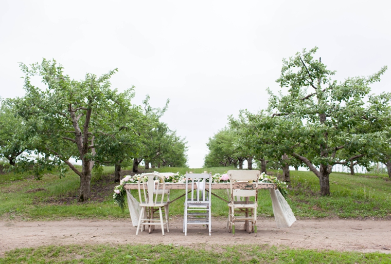 Vintage Shabby Chic Wedding Inspiration via TheELD.com