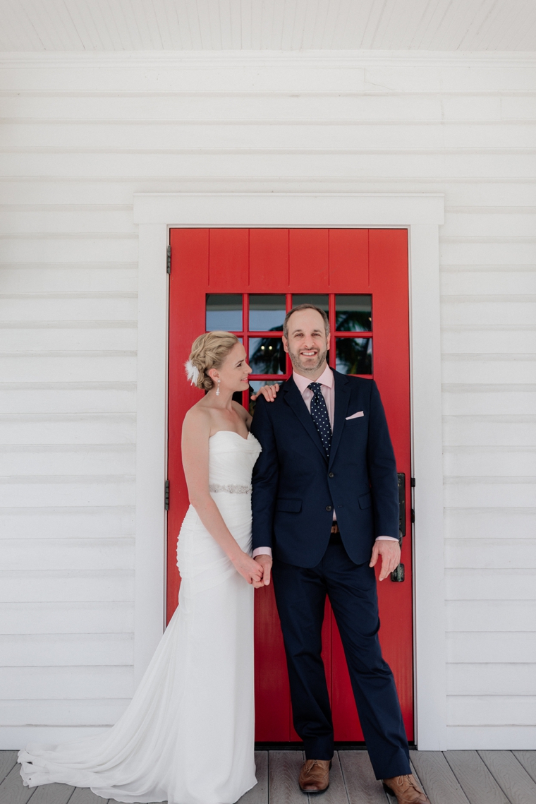 A Chic Oceanside Coral Wedding via TheELD.com