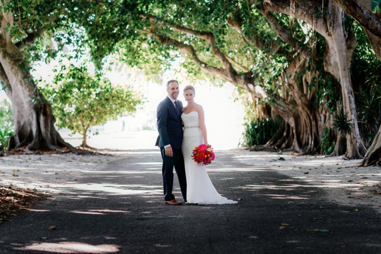 A Chic Oceanside Coral Wedding via TheELD.com