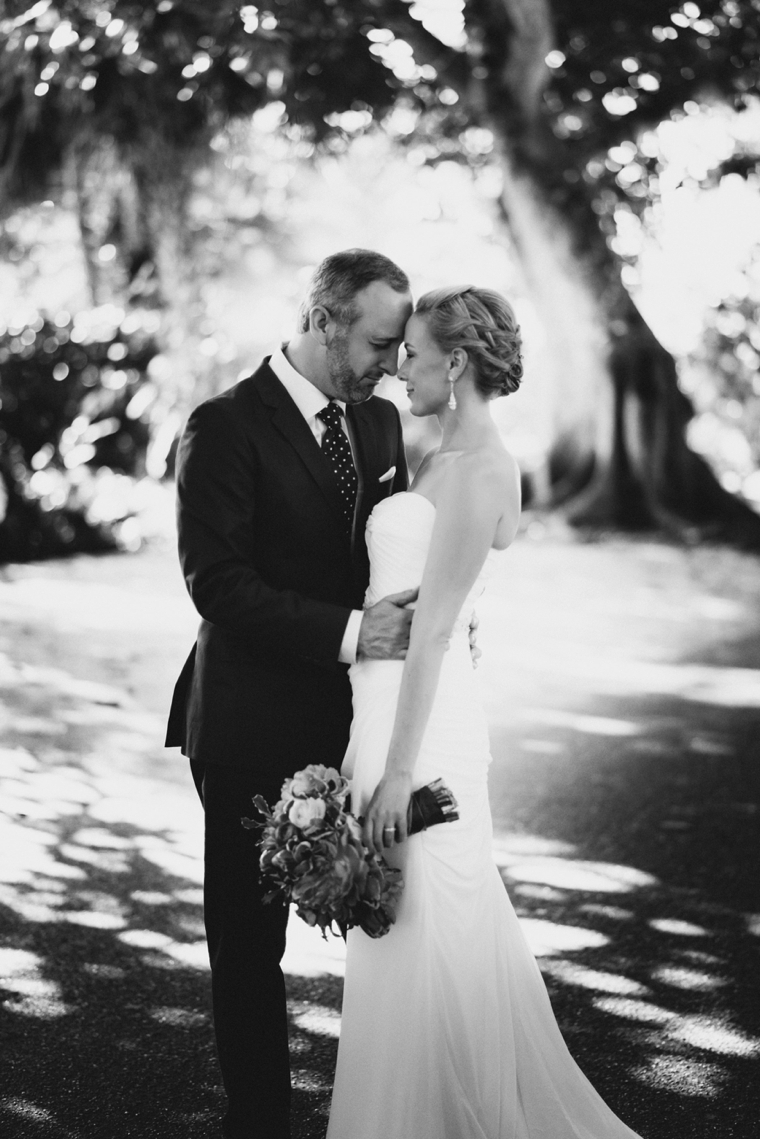 A Chic Oceanside Coral Wedding via TheELD.com